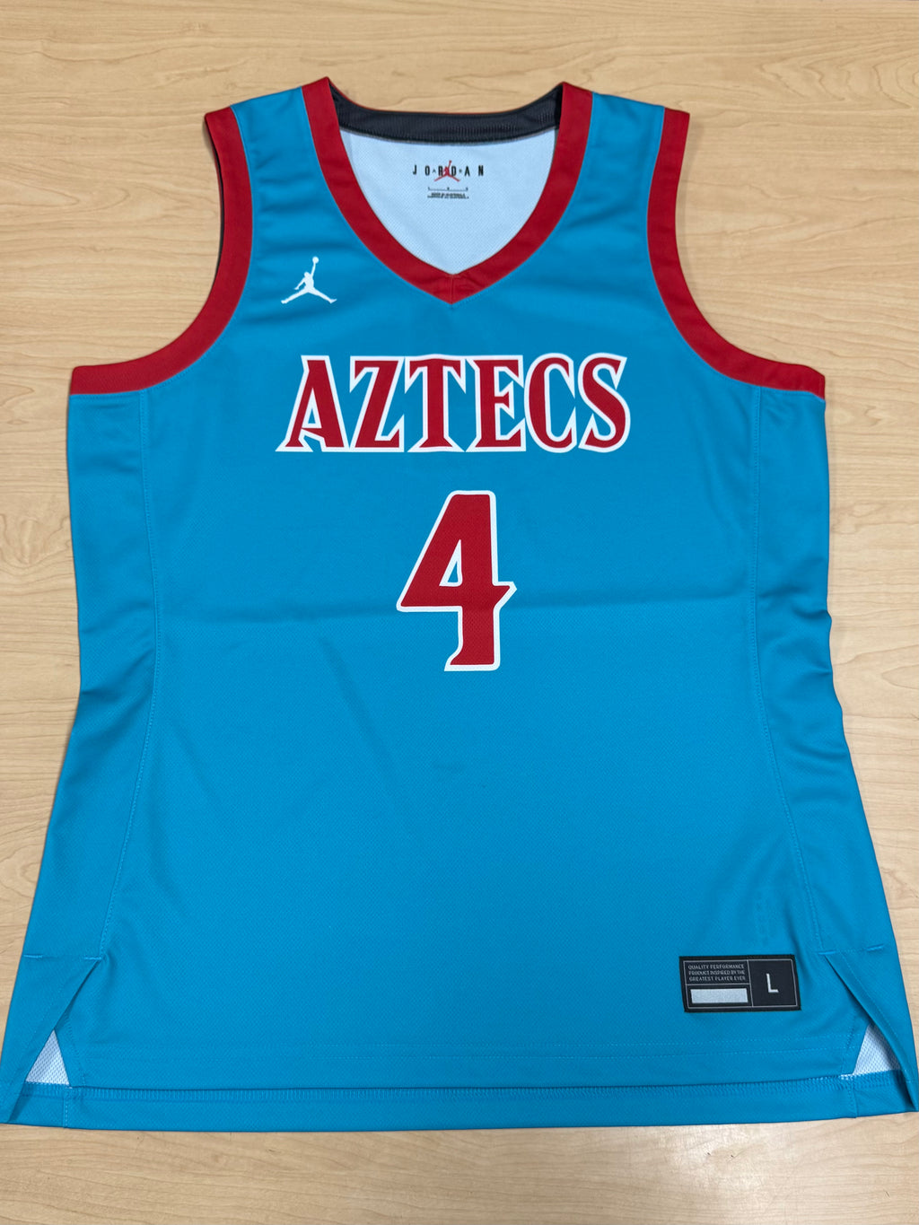 Women's Basketball N7 Jersey #4 (Large)