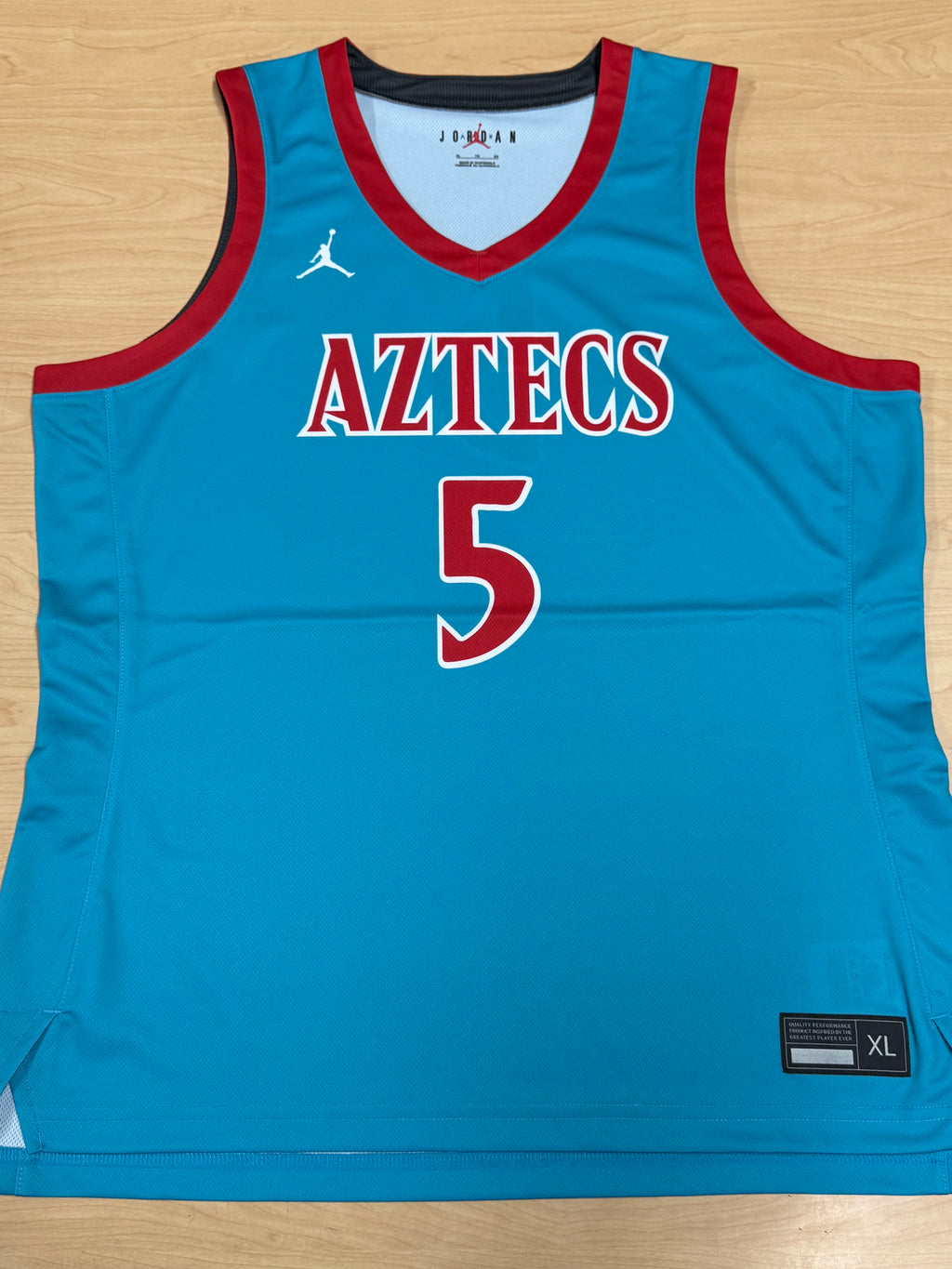 Women's Basketball N7 Jersey #5 (X-Large)