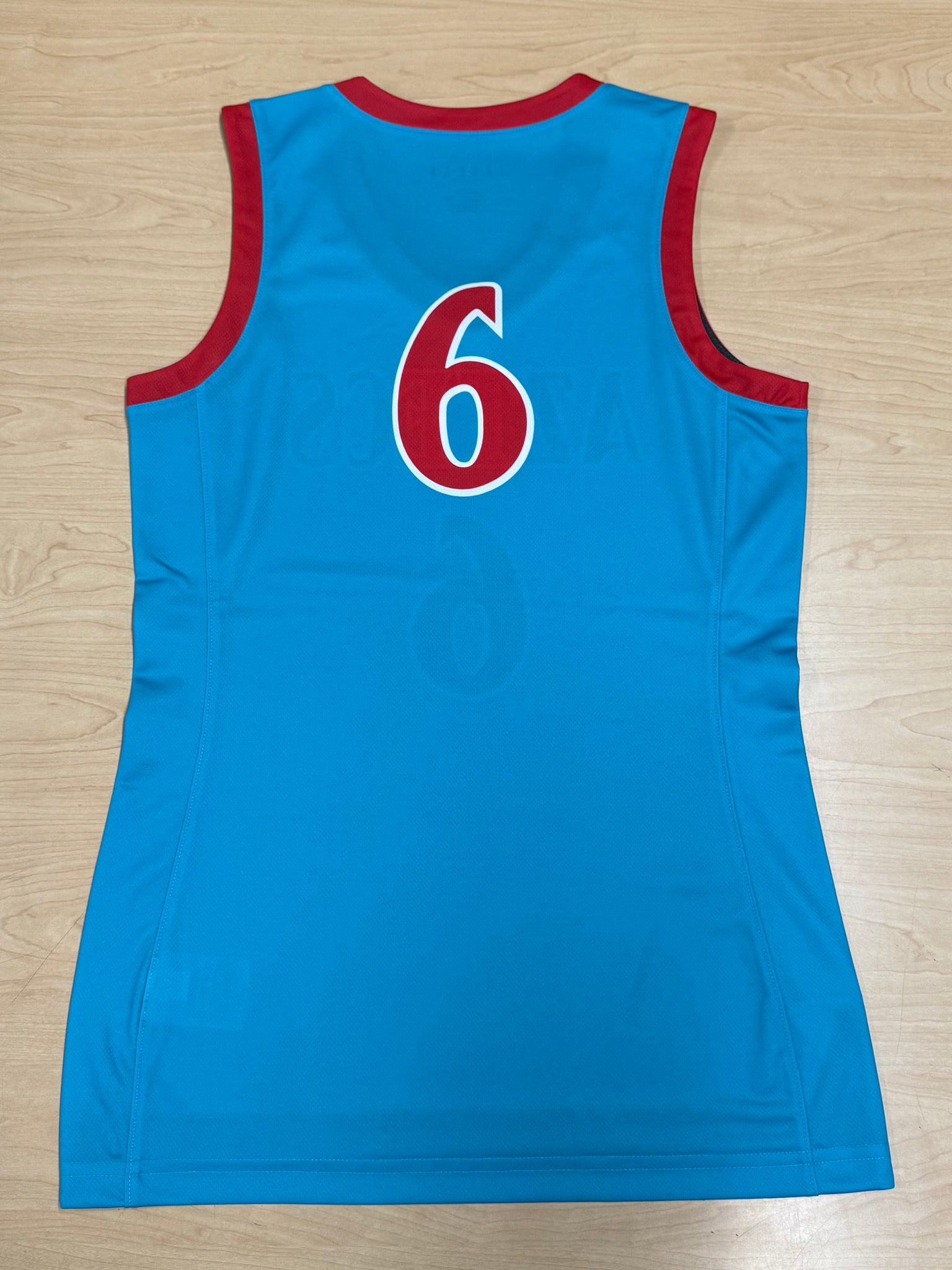 Women's Basketball N7 Jersey #6 (Small)
