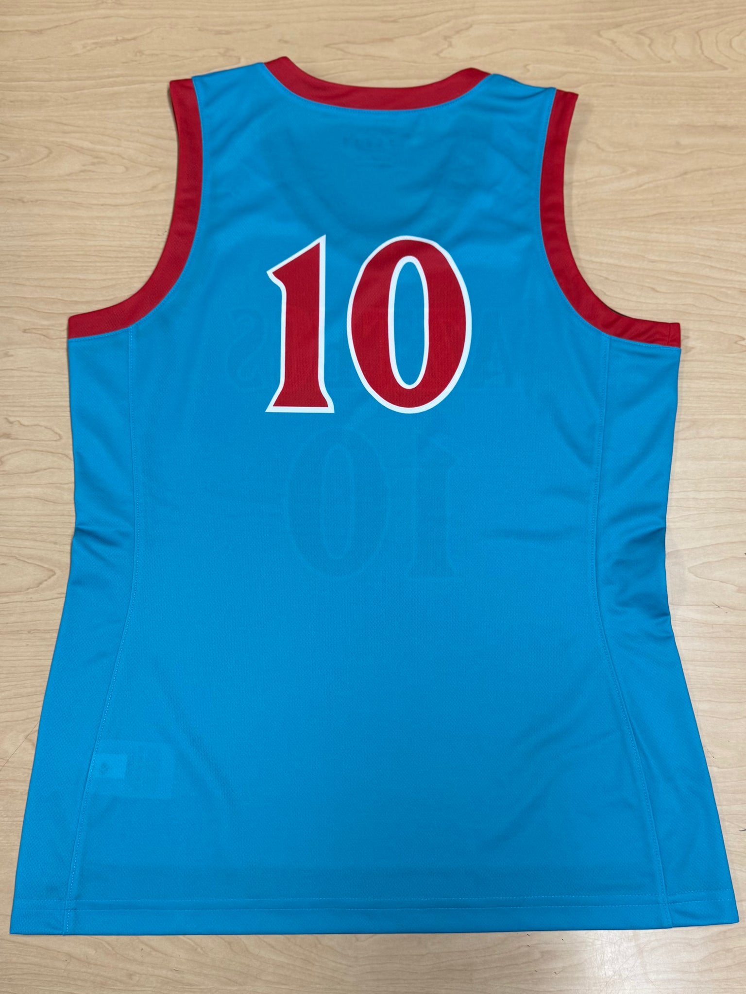 Women's Basketball N7 Jersey #10 (Medium)