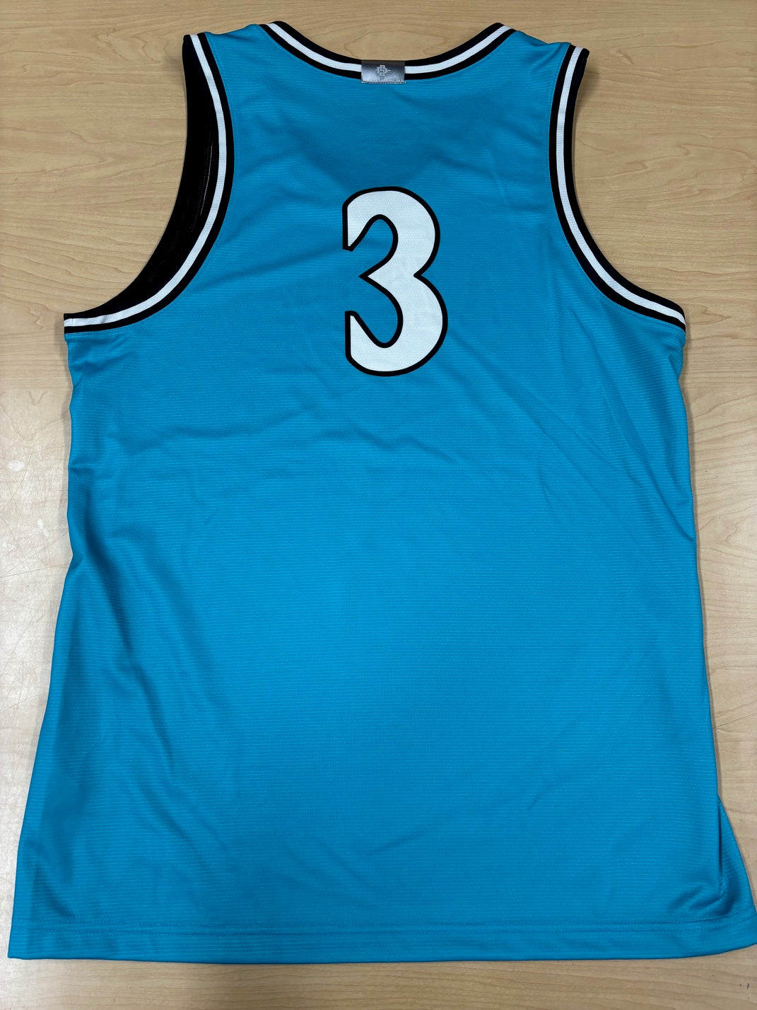 N7 Jersey #3 (Large)