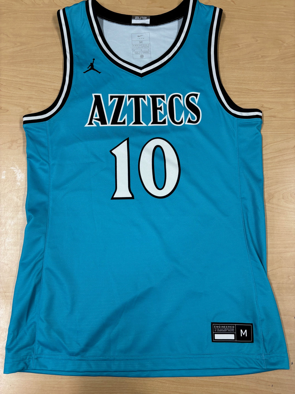 N7 Jersey #10 (Medium)