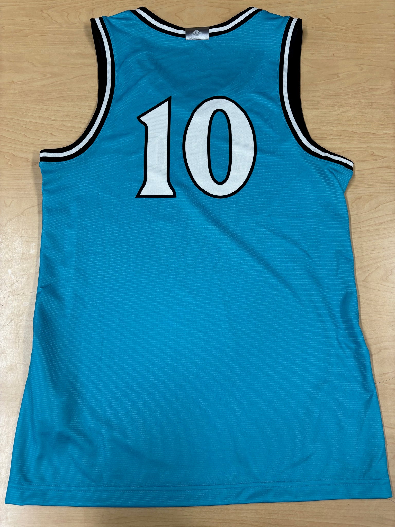 N7 Jersey #10 (Medium)